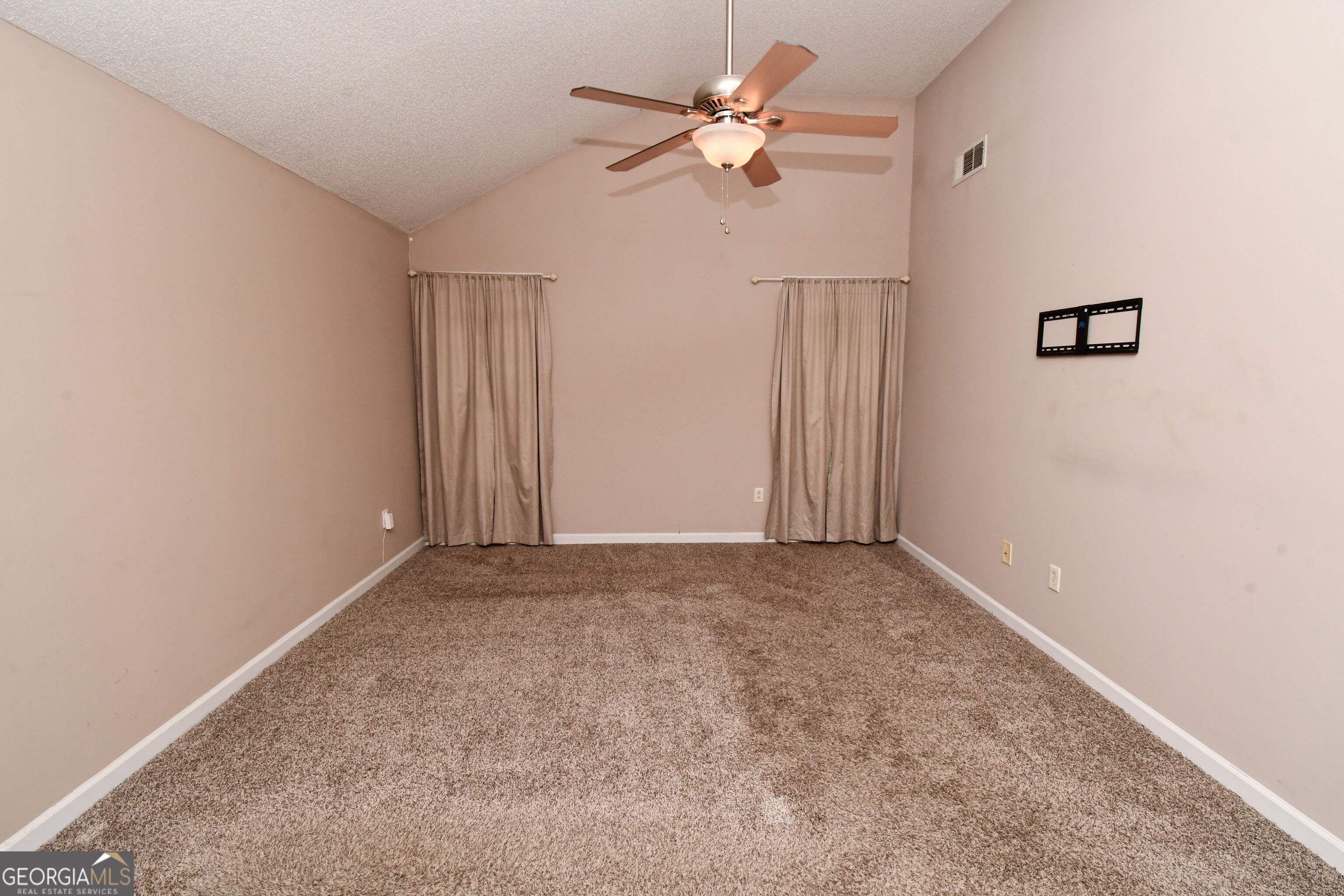 4747 Bob White Run Property Photo 21
