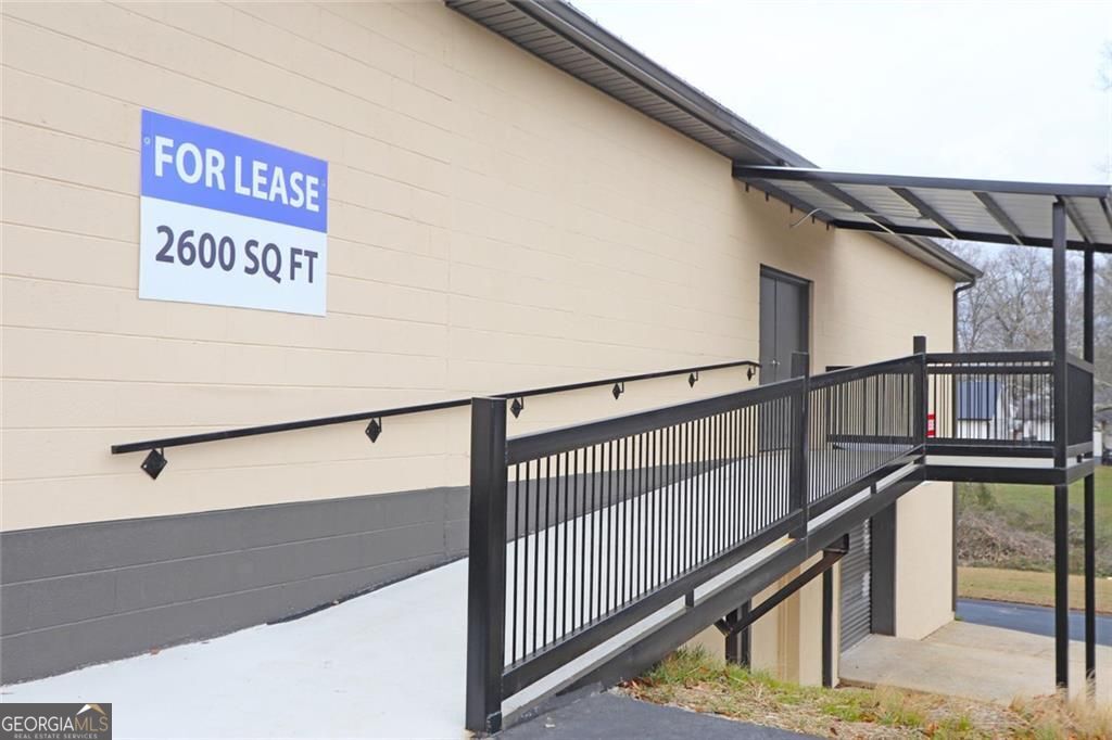300 Alabama Avenue # D Property Photo 3