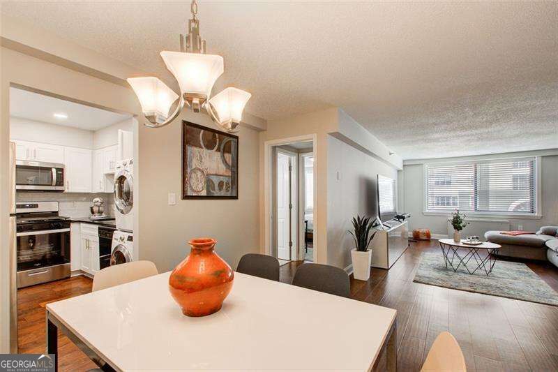 2479 Peachtree Road Ne # 304 Property Photo 13