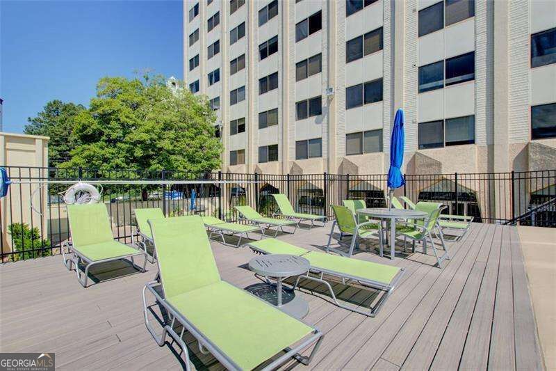 2479 Peachtree Road Ne # 304 Property Photo 28