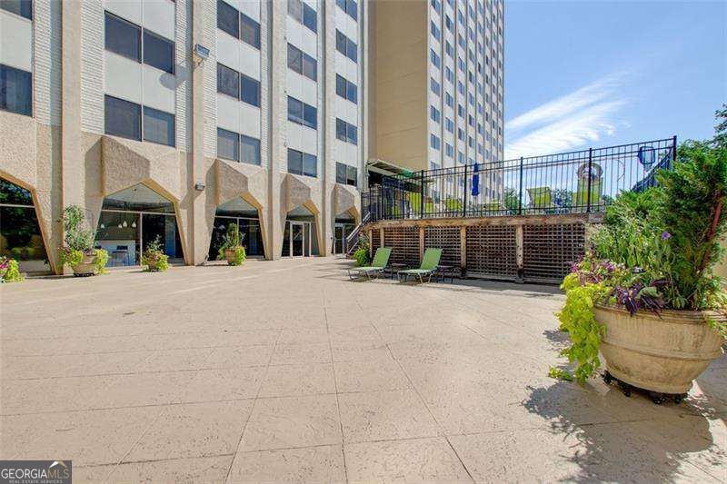 2479 Peachtree Road Ne # 304 Property Photo 30