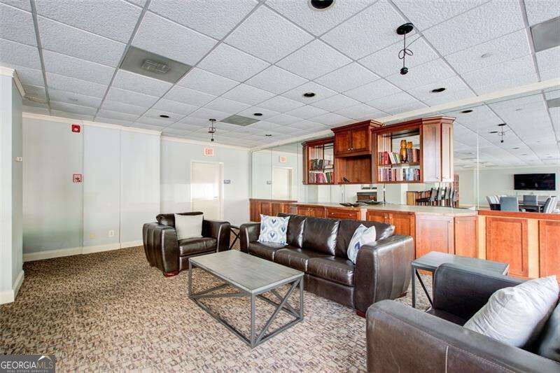 2479 Peachtree Road Ne # 304 Property Photo 33
