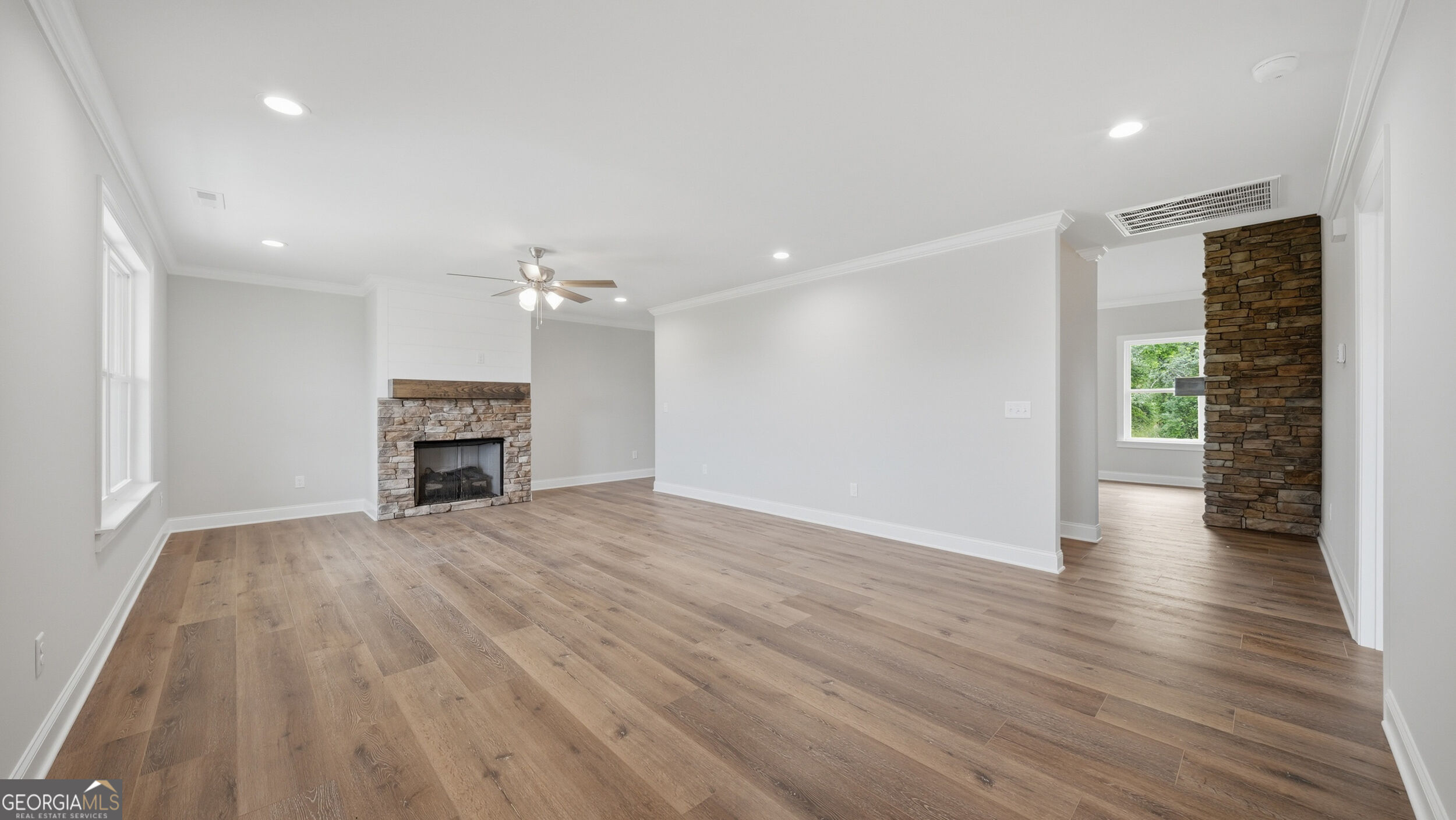 8076 Abraham Lane Property Photo 3