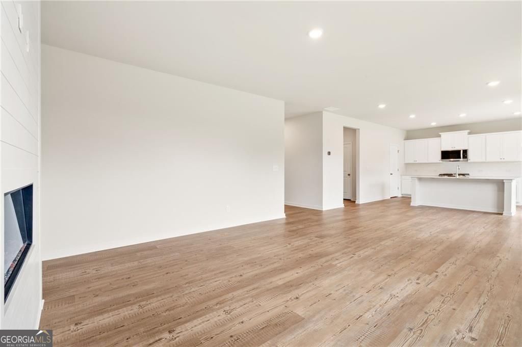 540 Baynes Court Property Photo 8