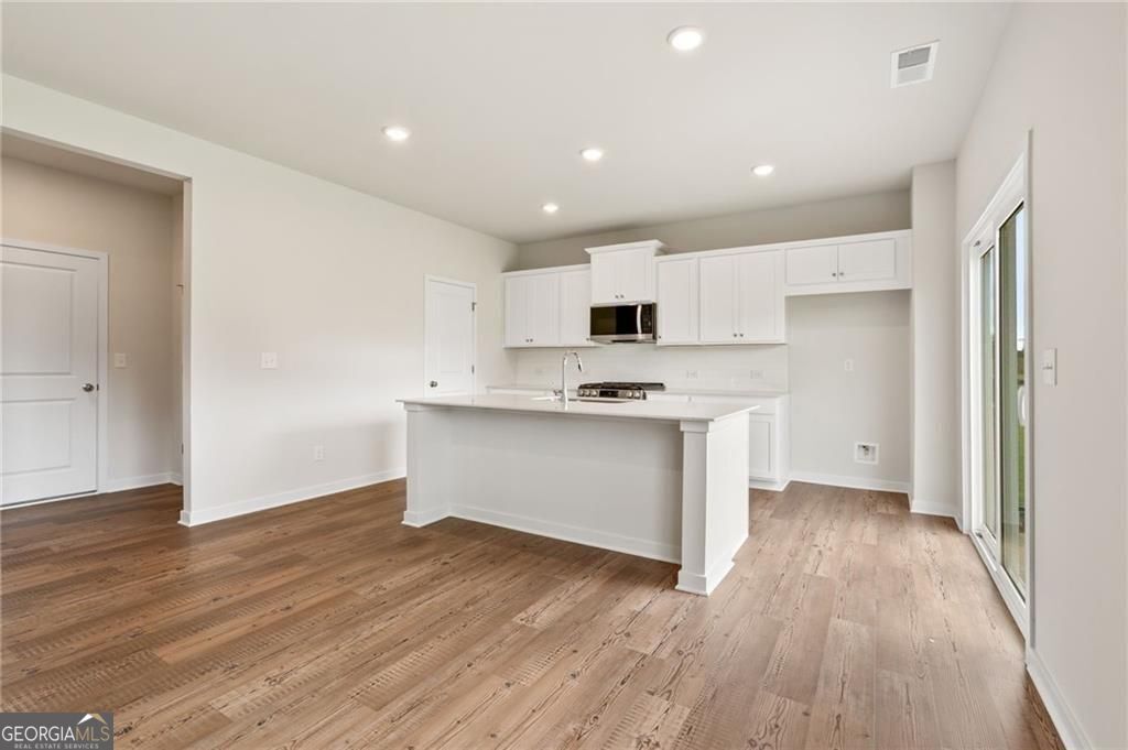 540 Baynes Court Property Photo 10