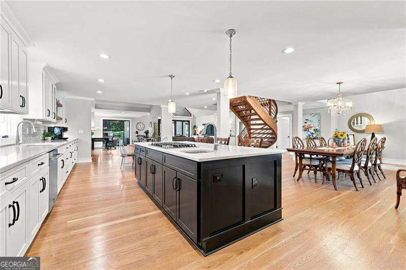 3275 Lanier Beach South Road Property Photo 11