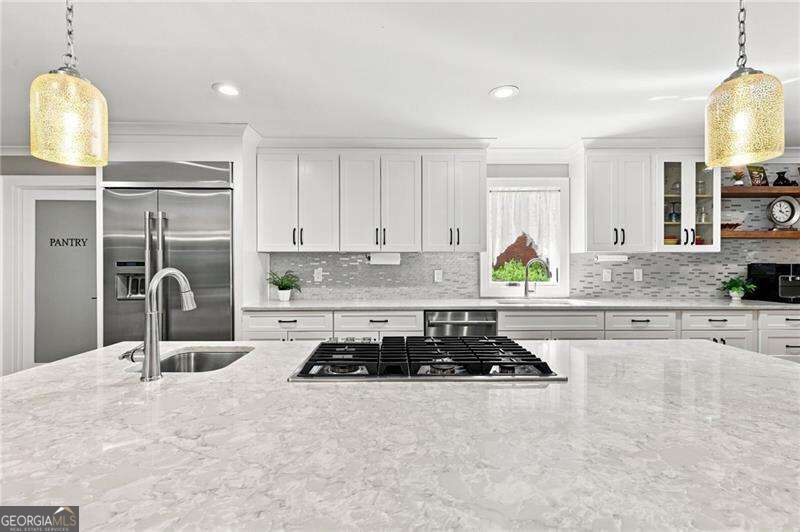3275 Lanier Beach South Road Property Photo 12