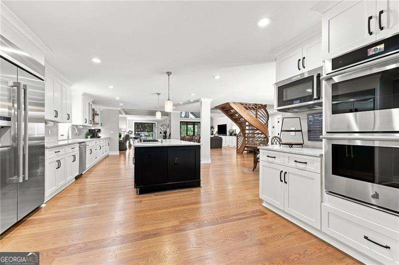 3275 Lanier Beach South Road Property Photo 14