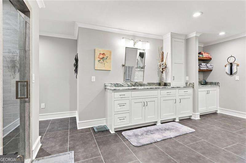 3275 Lanier Beach South Road Property Photo 24