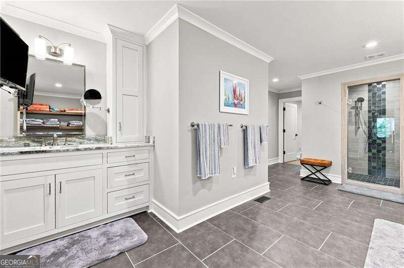 3275 Lanier Beach South Road Property Photo 25