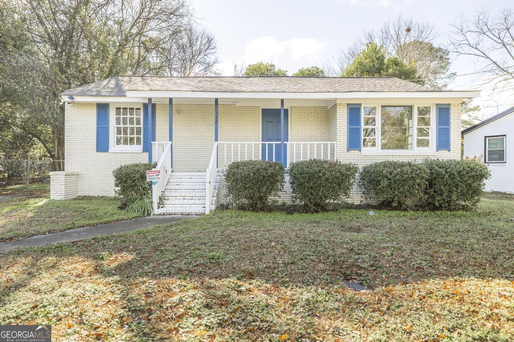1334 Lakeview Drive Property Photo 1