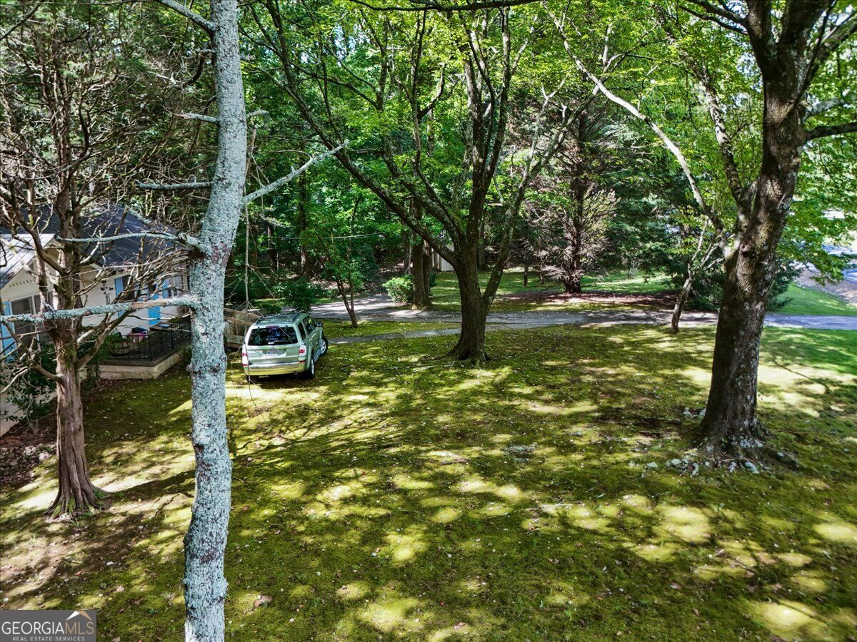 15225 Thompson Road Property Photo 5