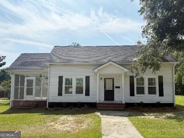 411 W Pine Street Property Photo 1