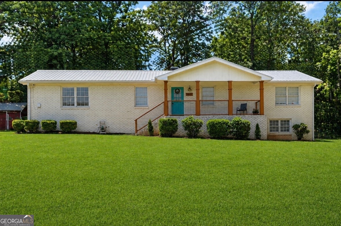 1611 Carlton Avenue Property Photo 1