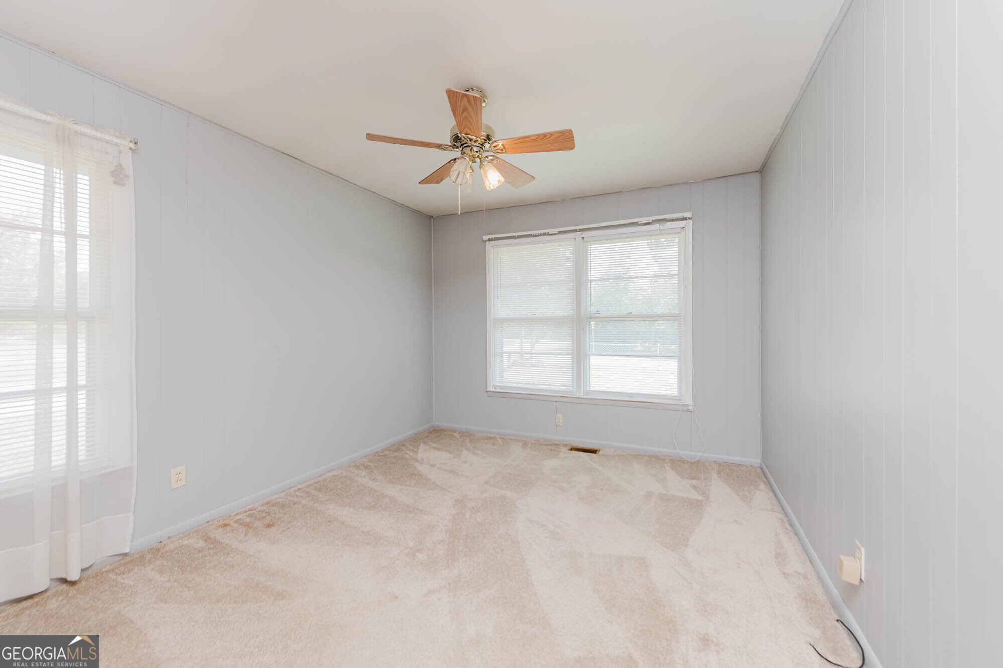 200 Heather Street Property Photo 5