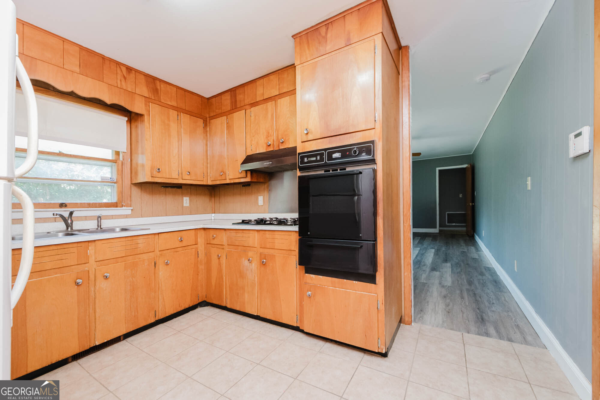 200 Heather Street Property Photo 23