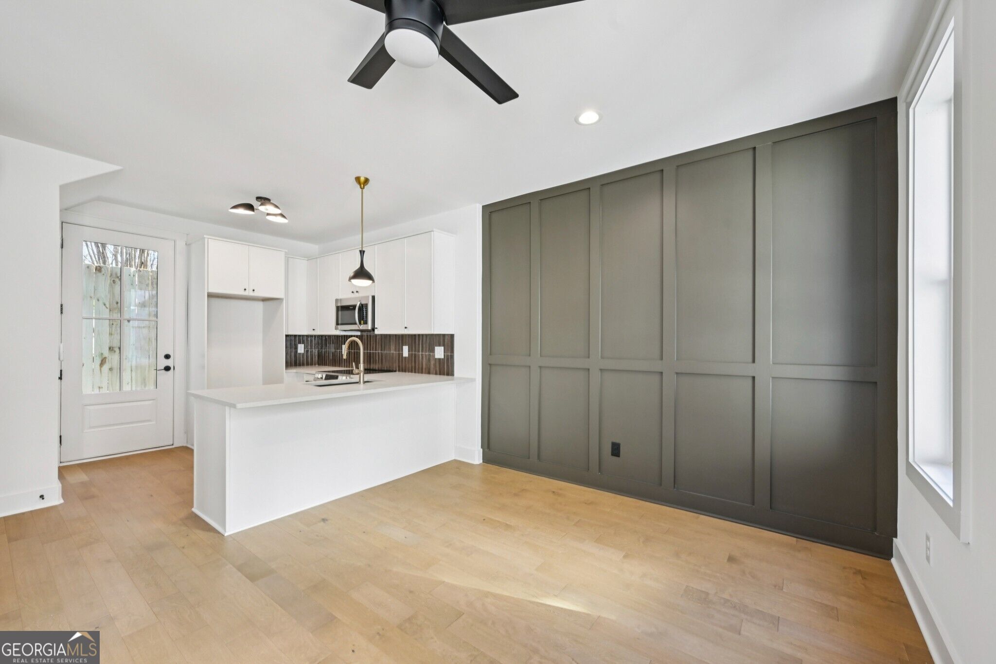 1160 Boulevard Se # 11 Property Photo 6