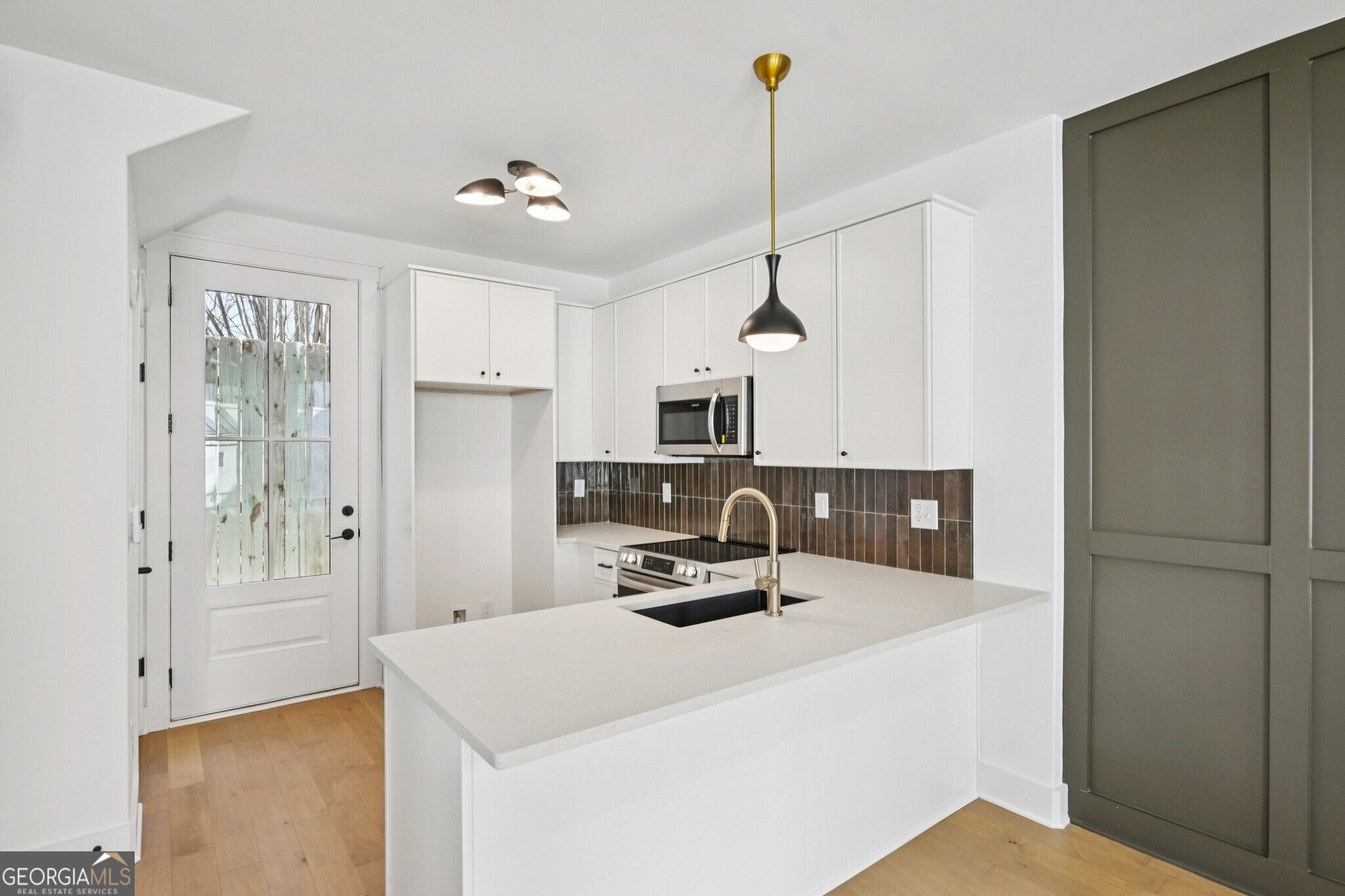 1160 Boulevard Se # 11 Property Photo 8