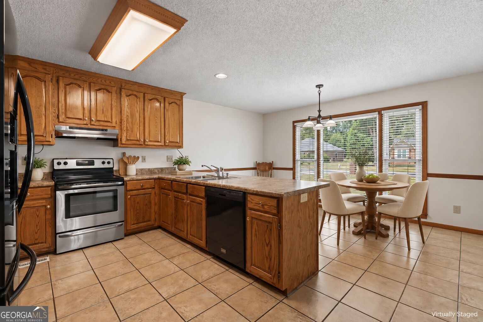 143 Hudson Way Property Photo 8