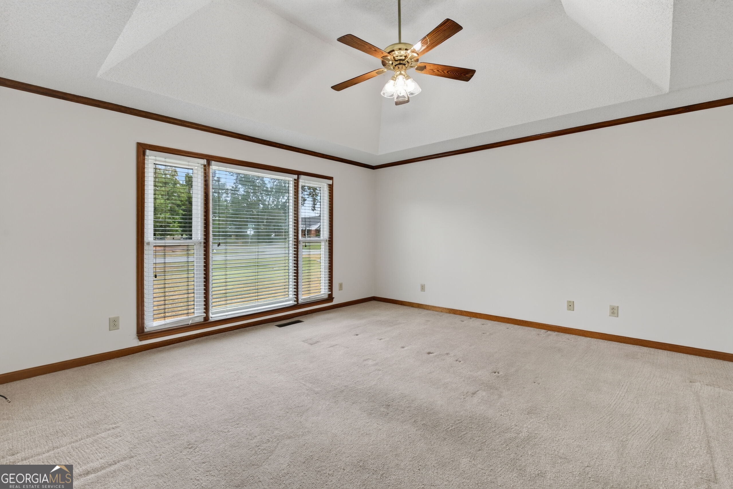 143 Hudson Way Property Photo 10