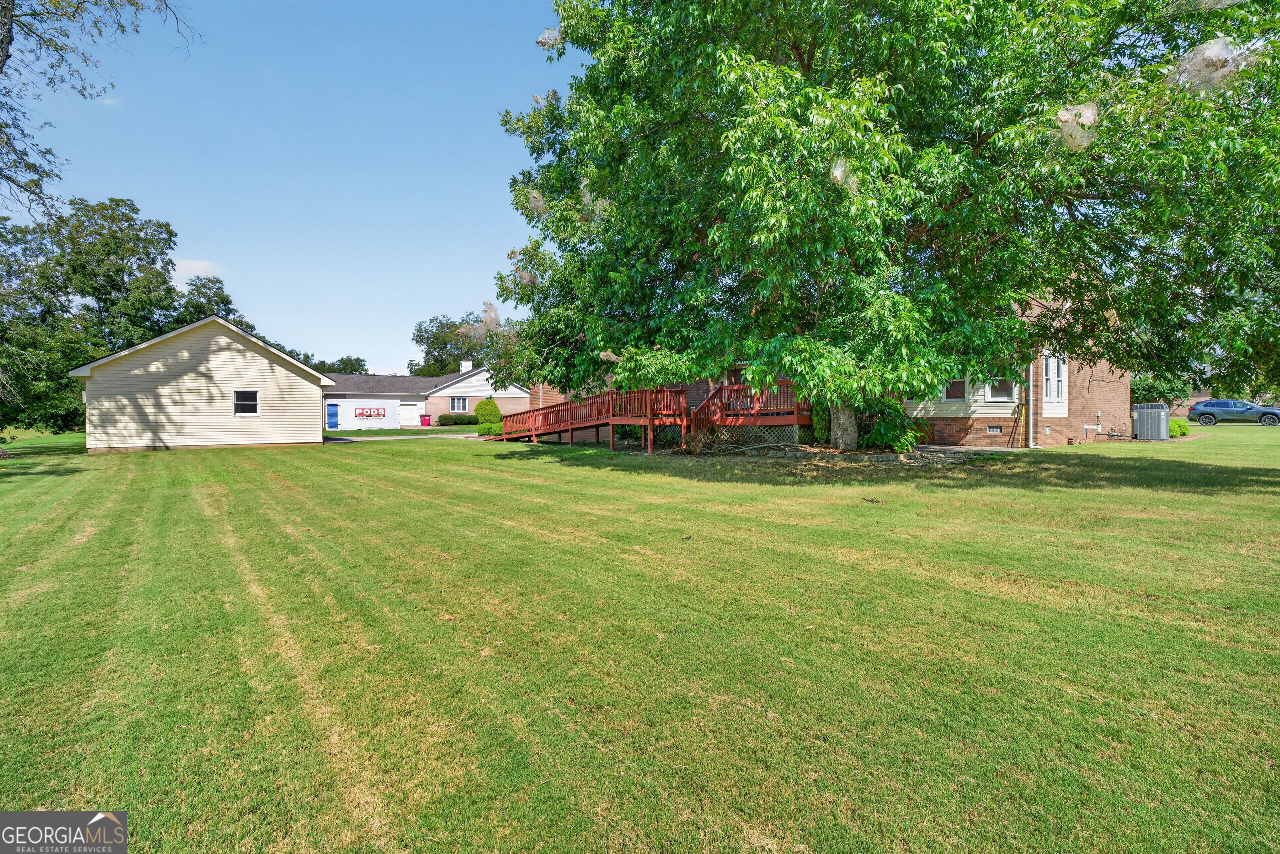 143 Hudson Way Property Photo 34
