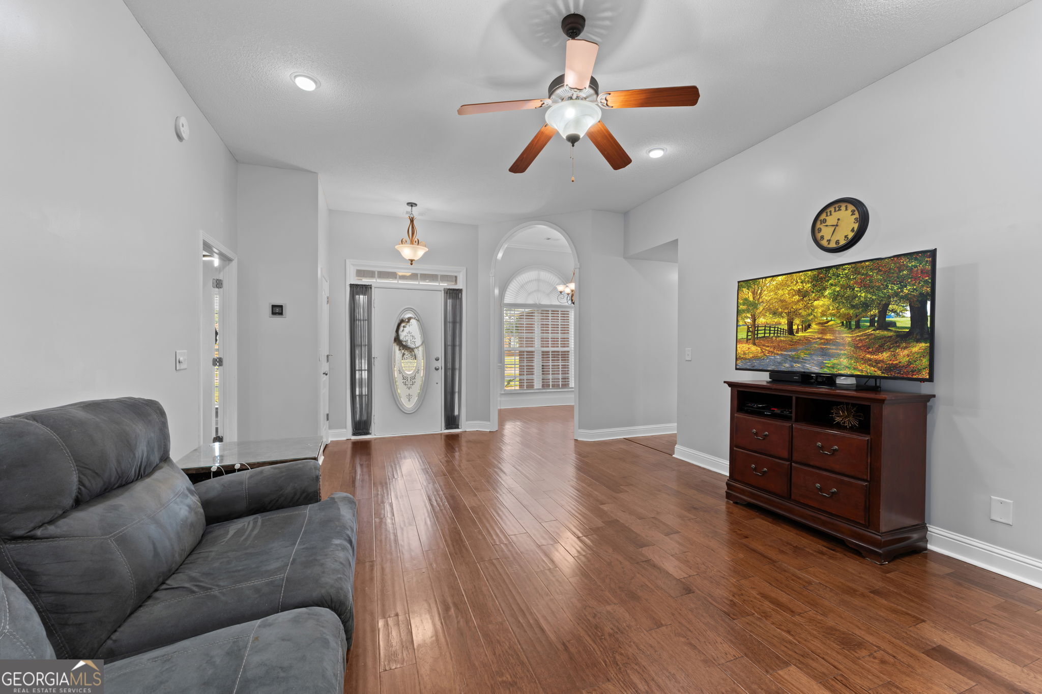 806 Huntwood Lane Property Photo 11
