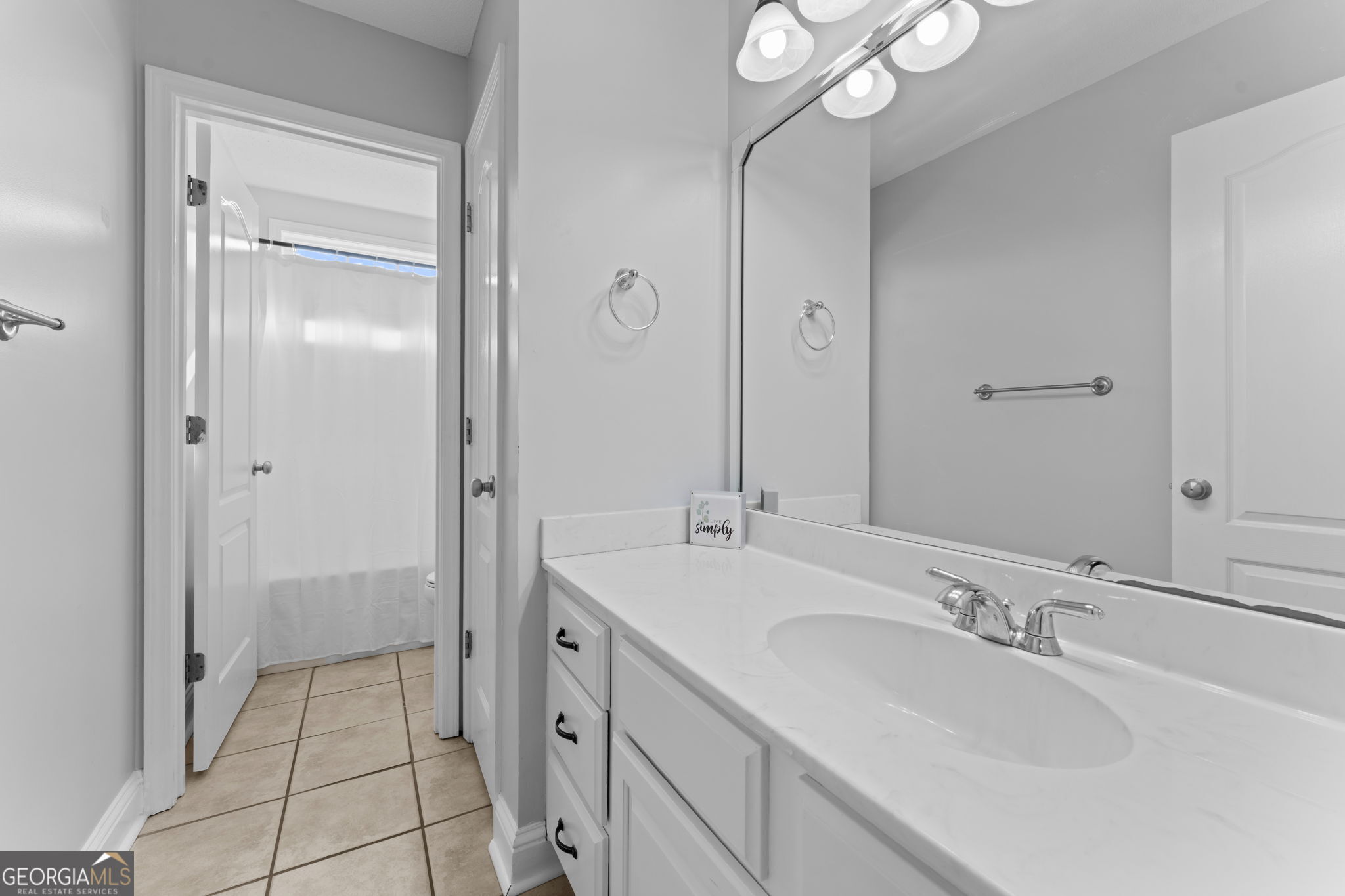 806 Huntwood Lane Property Photo 31