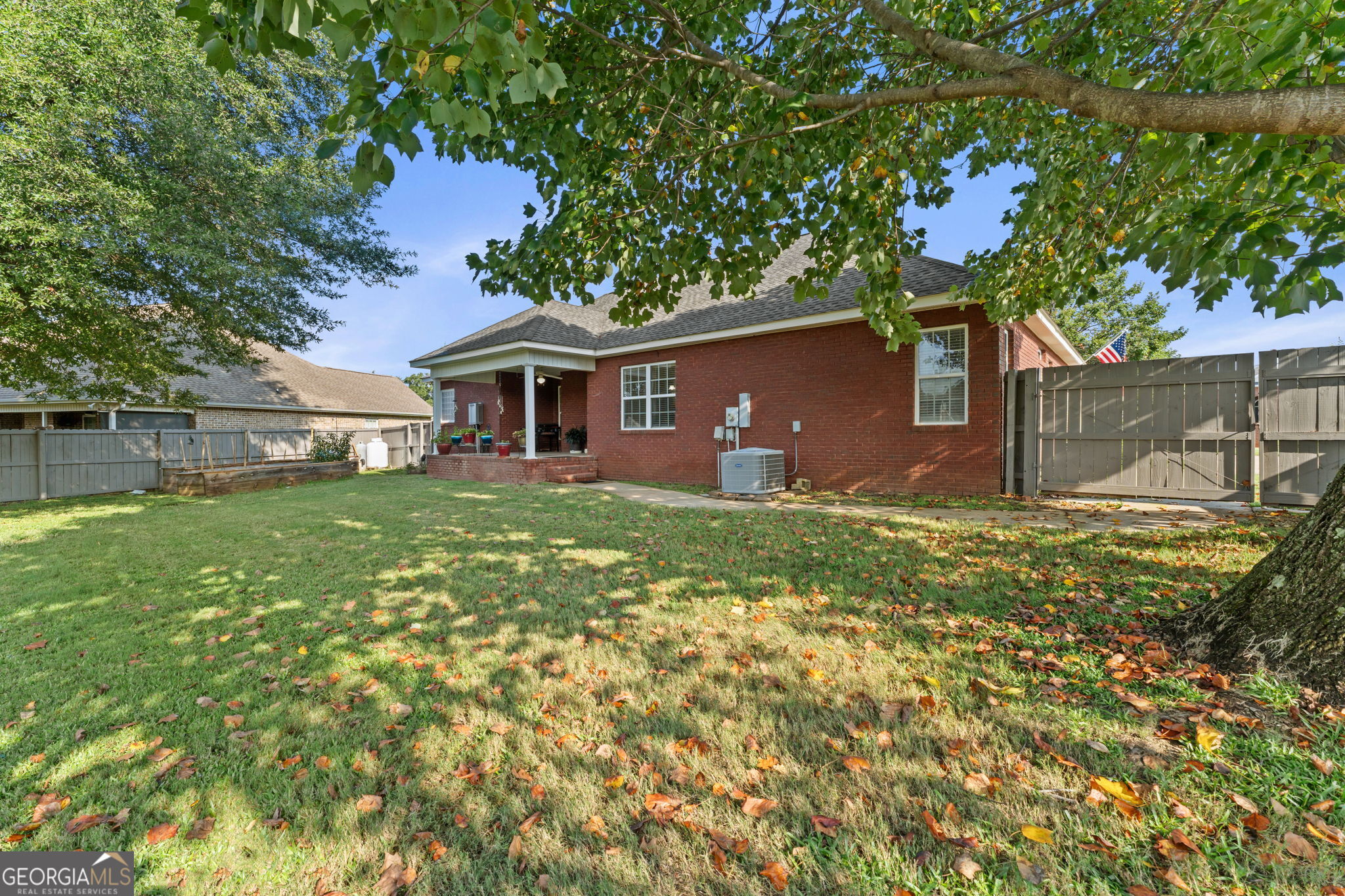 806 Huntwood Lane Property Photo 37