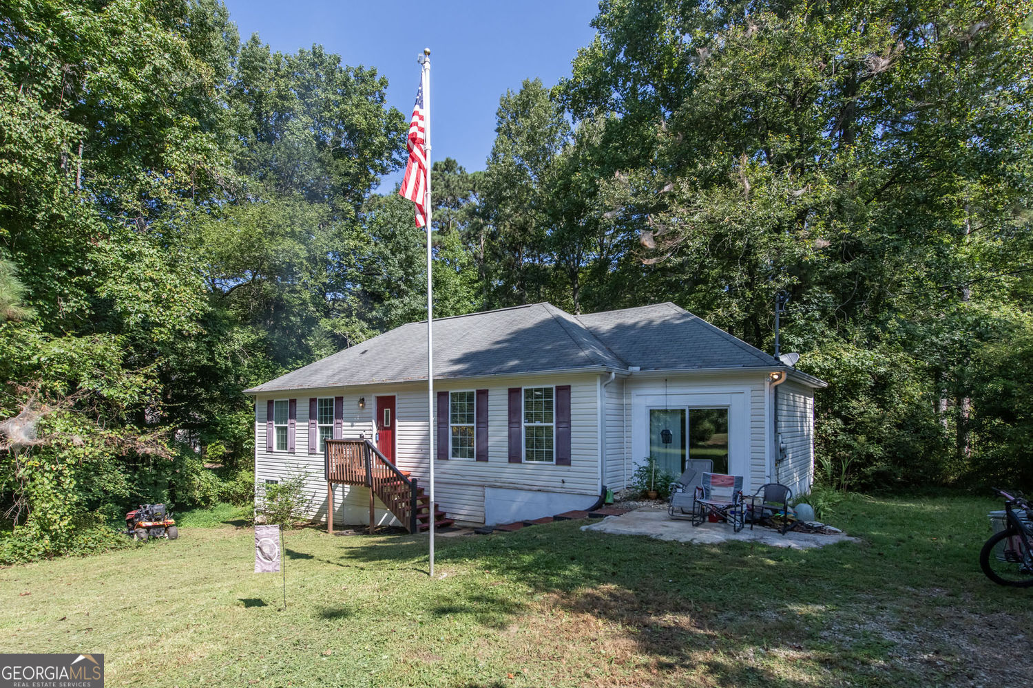 556 Old Corinth Road Property Photo 2