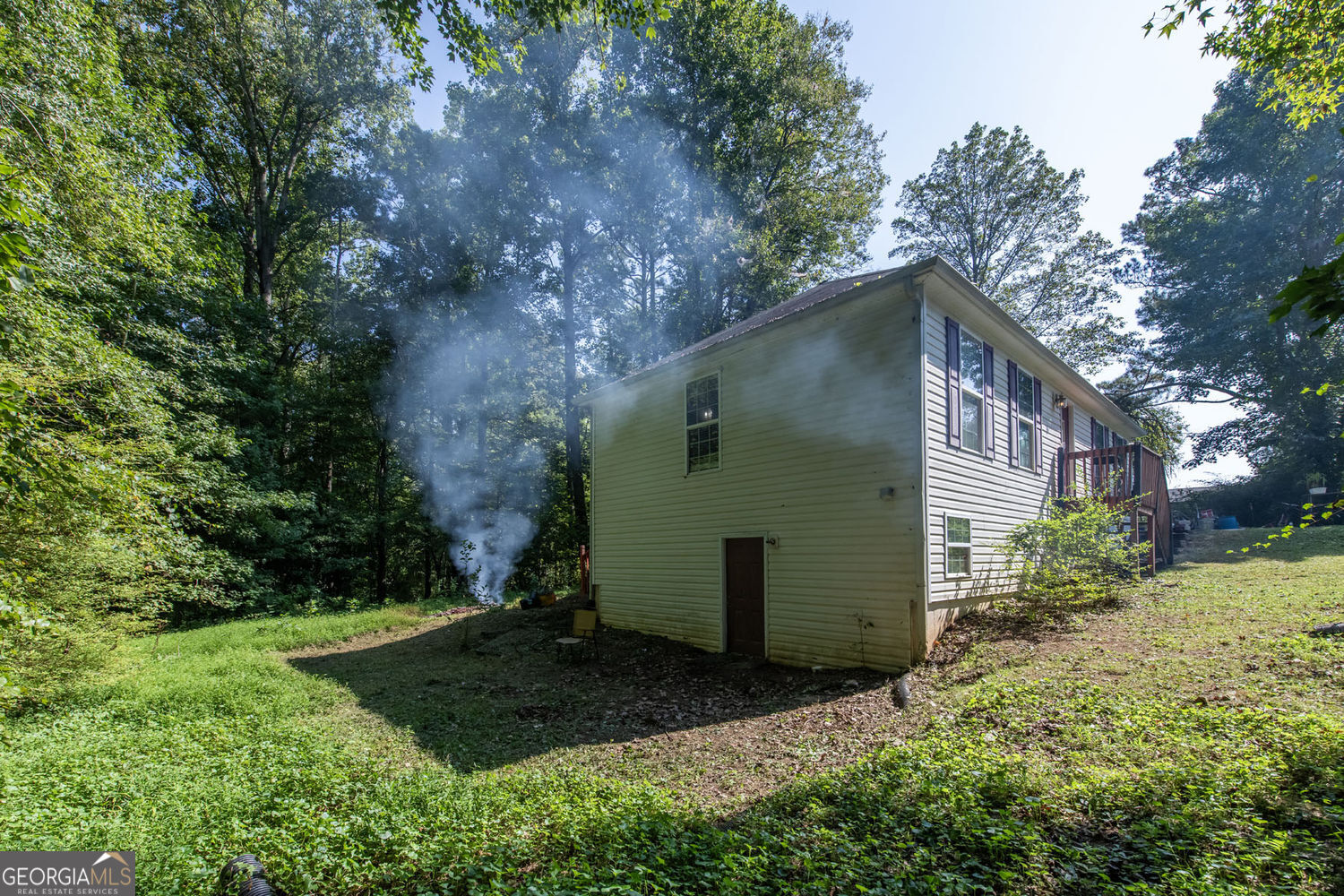 556 Old Corinth Road Property Photo 5