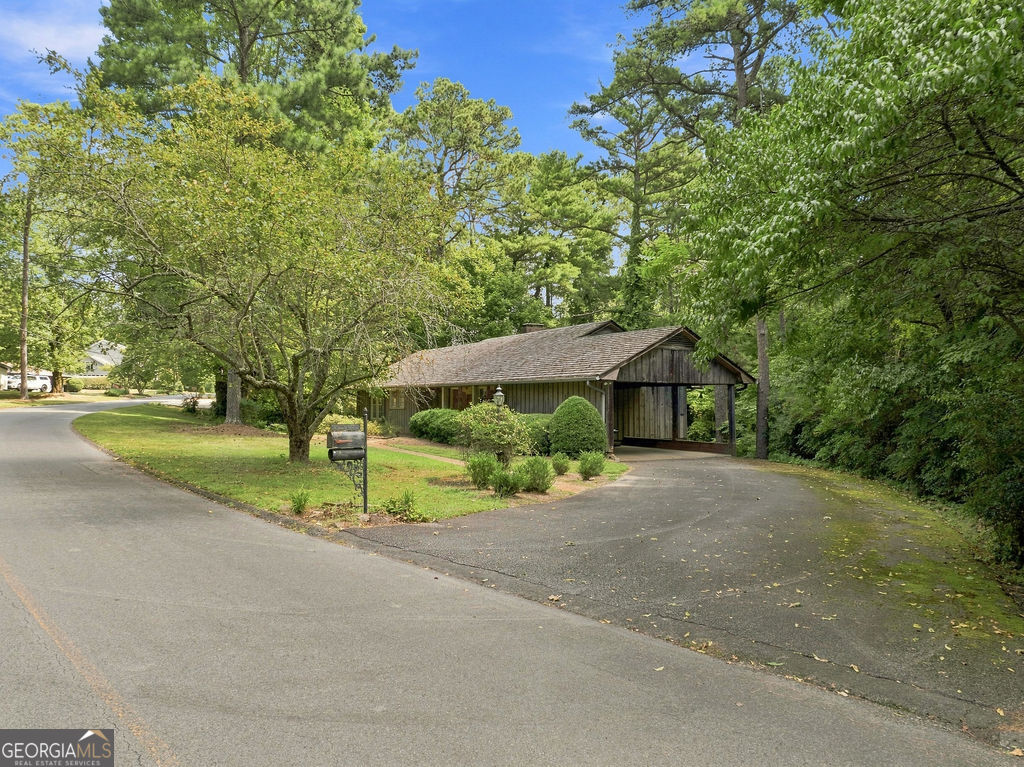 23 Saddle Mountain Road Se Property Photo 10