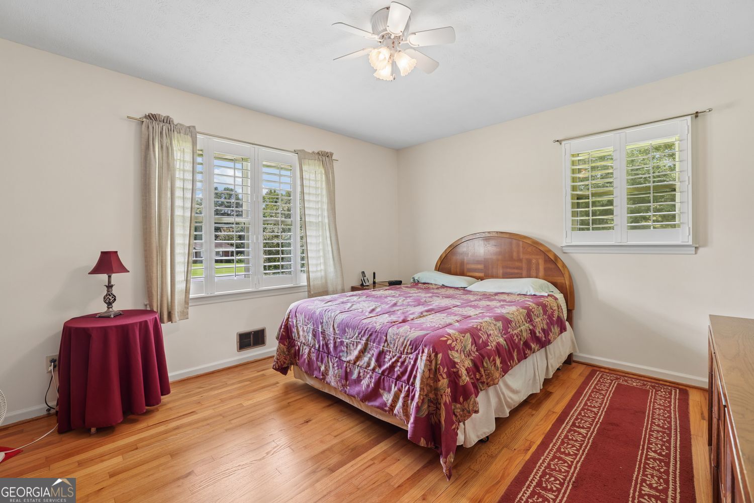 2833 Crabapple Circle Property Photo 4