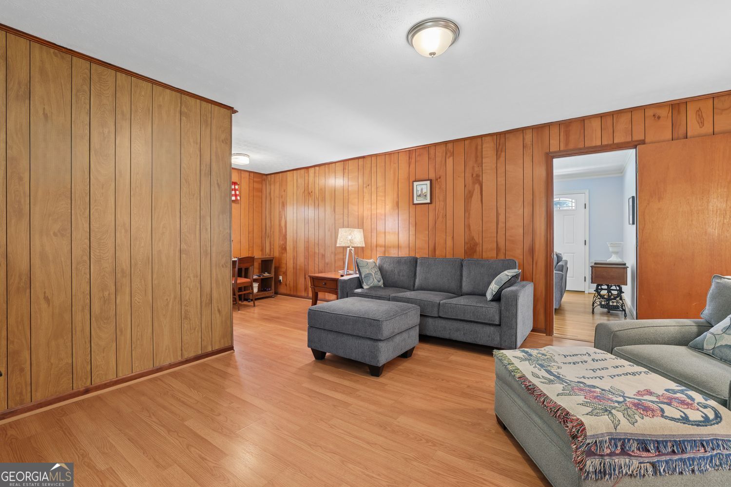 2833 Crabapple Circle Property Photo 14