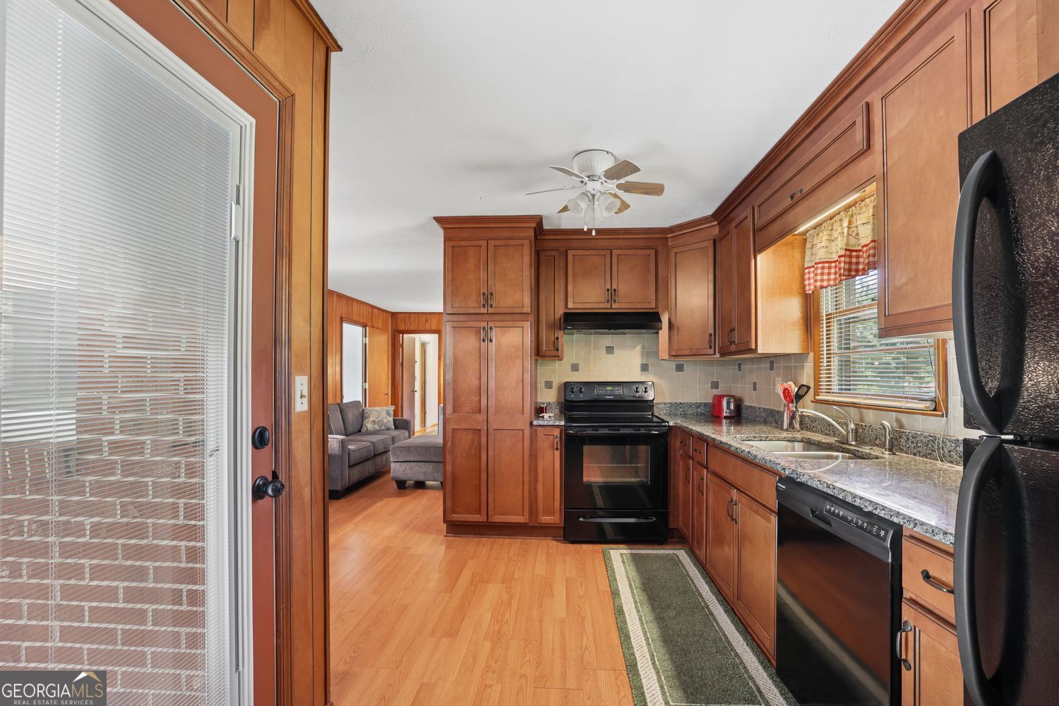 2833 Crabapple Circle Property Photo 19