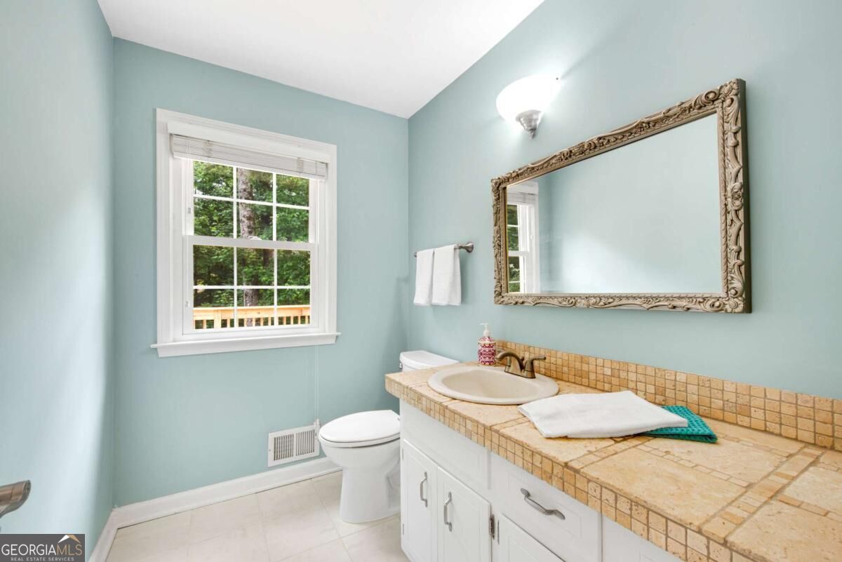 5197 Riverhill Road Ne Property Photo 17