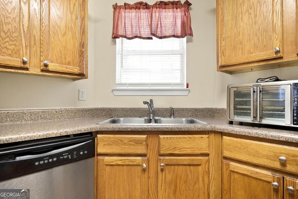 108 Sunnymeade Drive Property Photo 15