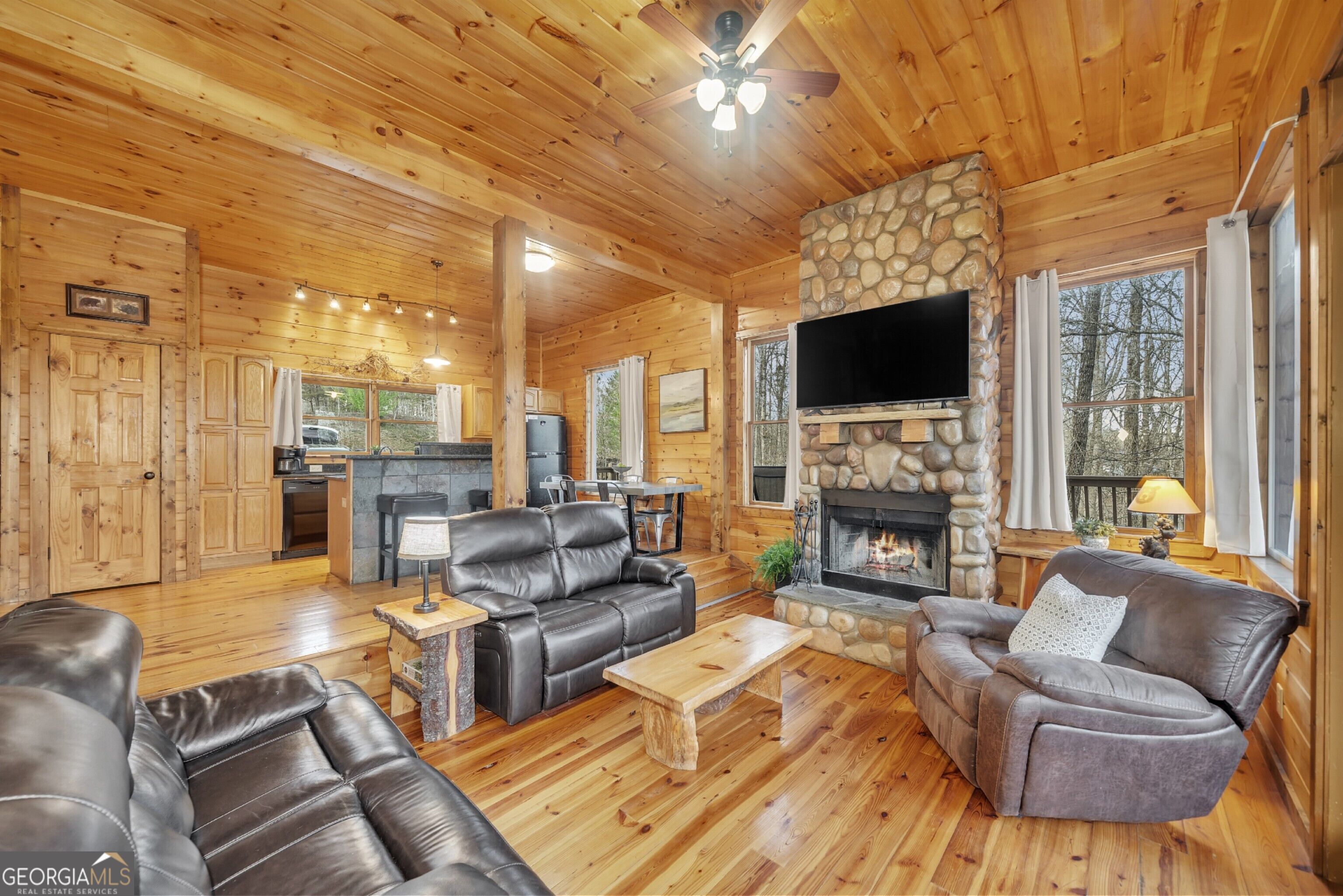 417 Hickory Ridge Drive Property Photo 18