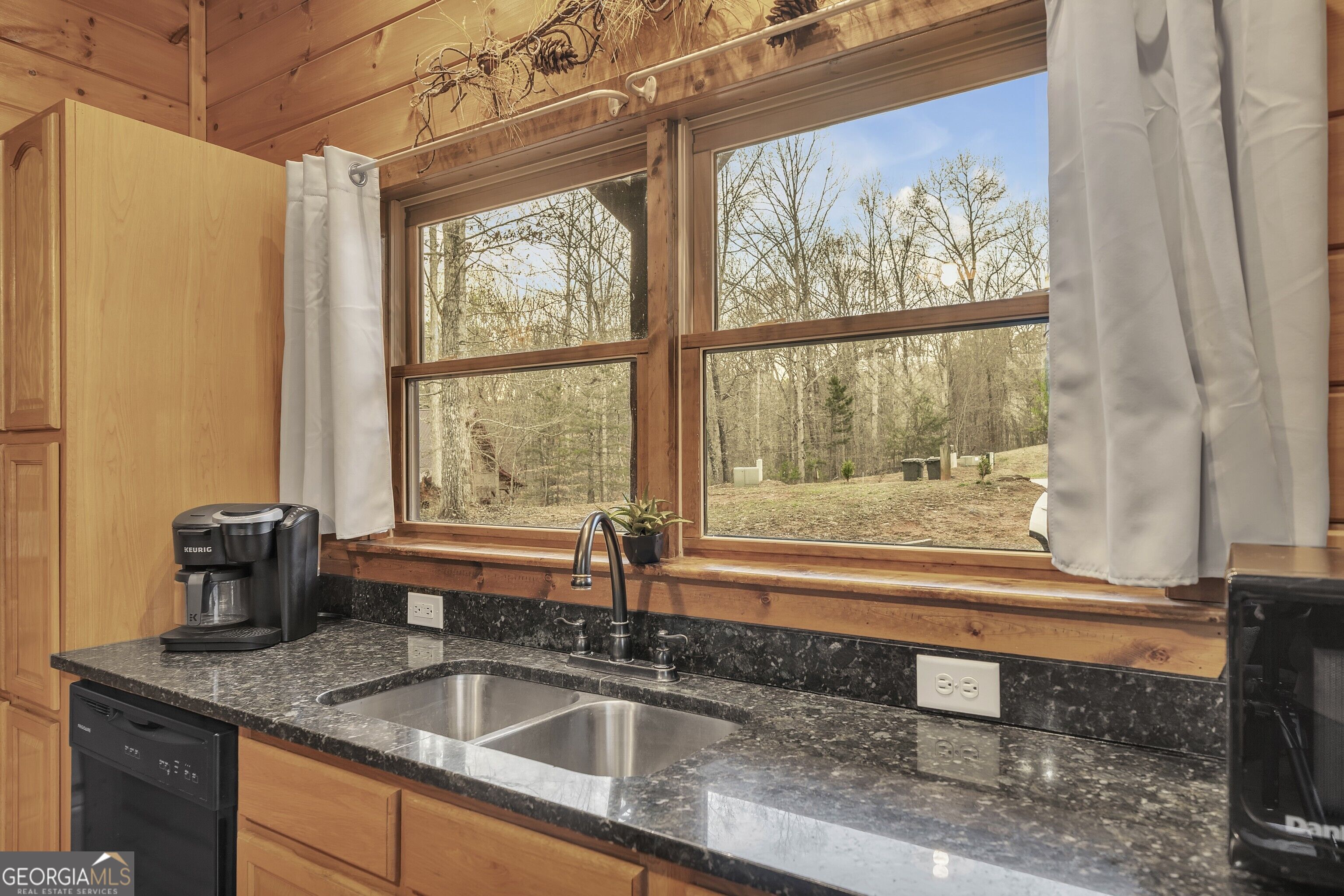 417 Hickory Ridge Drive Property Photo 22