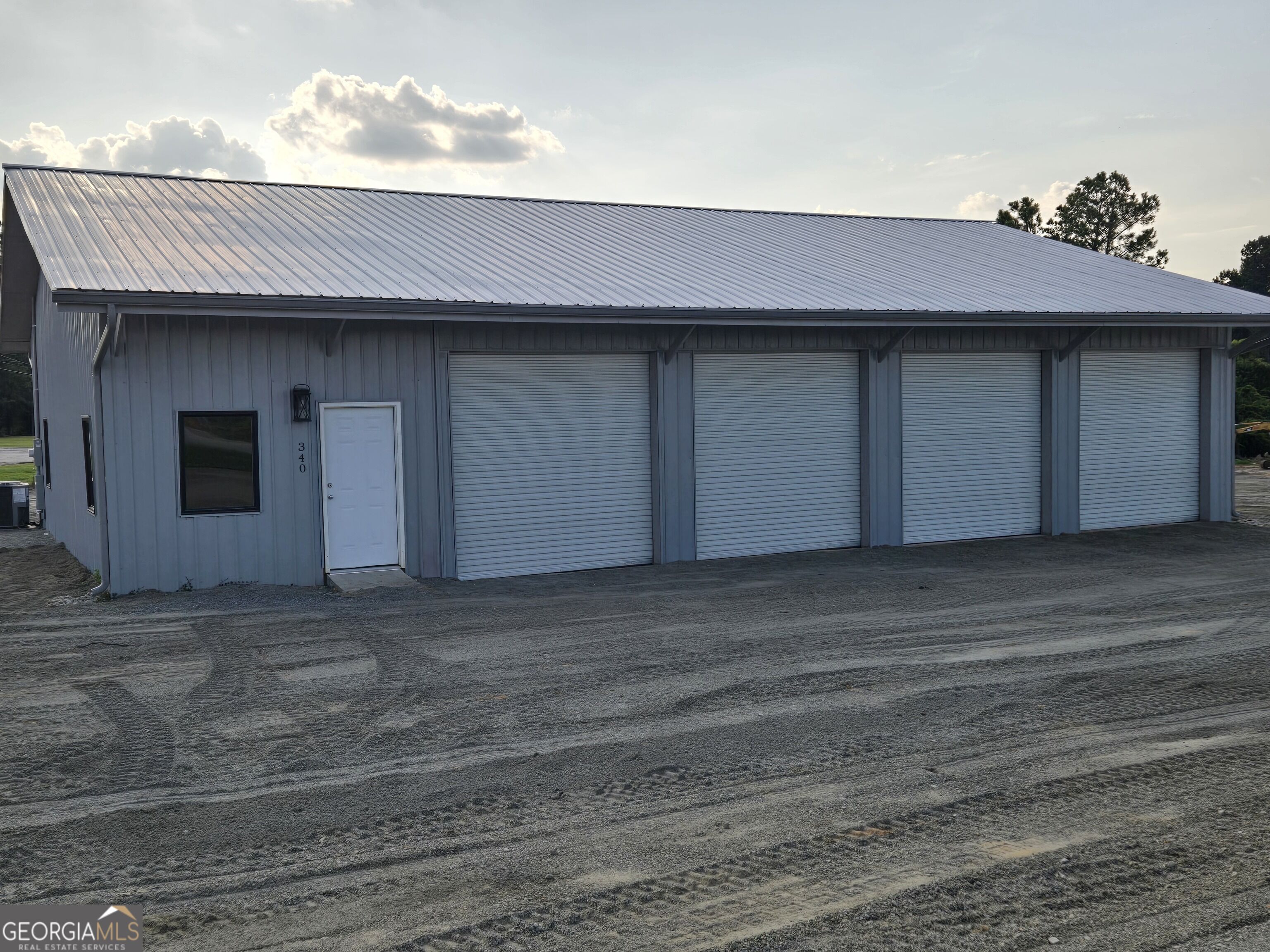 340 Industrial Way Property Photo 9