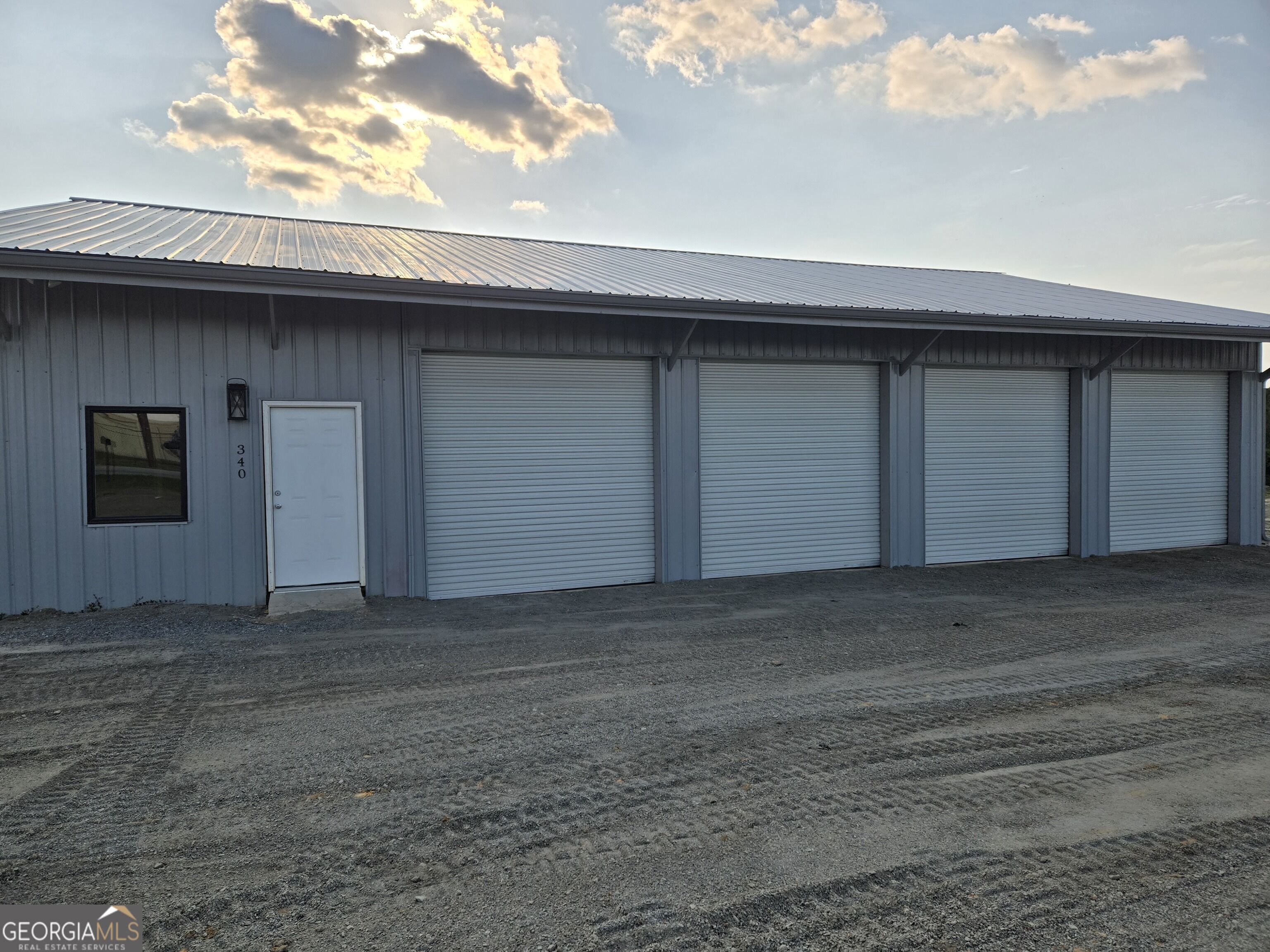340 Industrial Way Property Photo 11