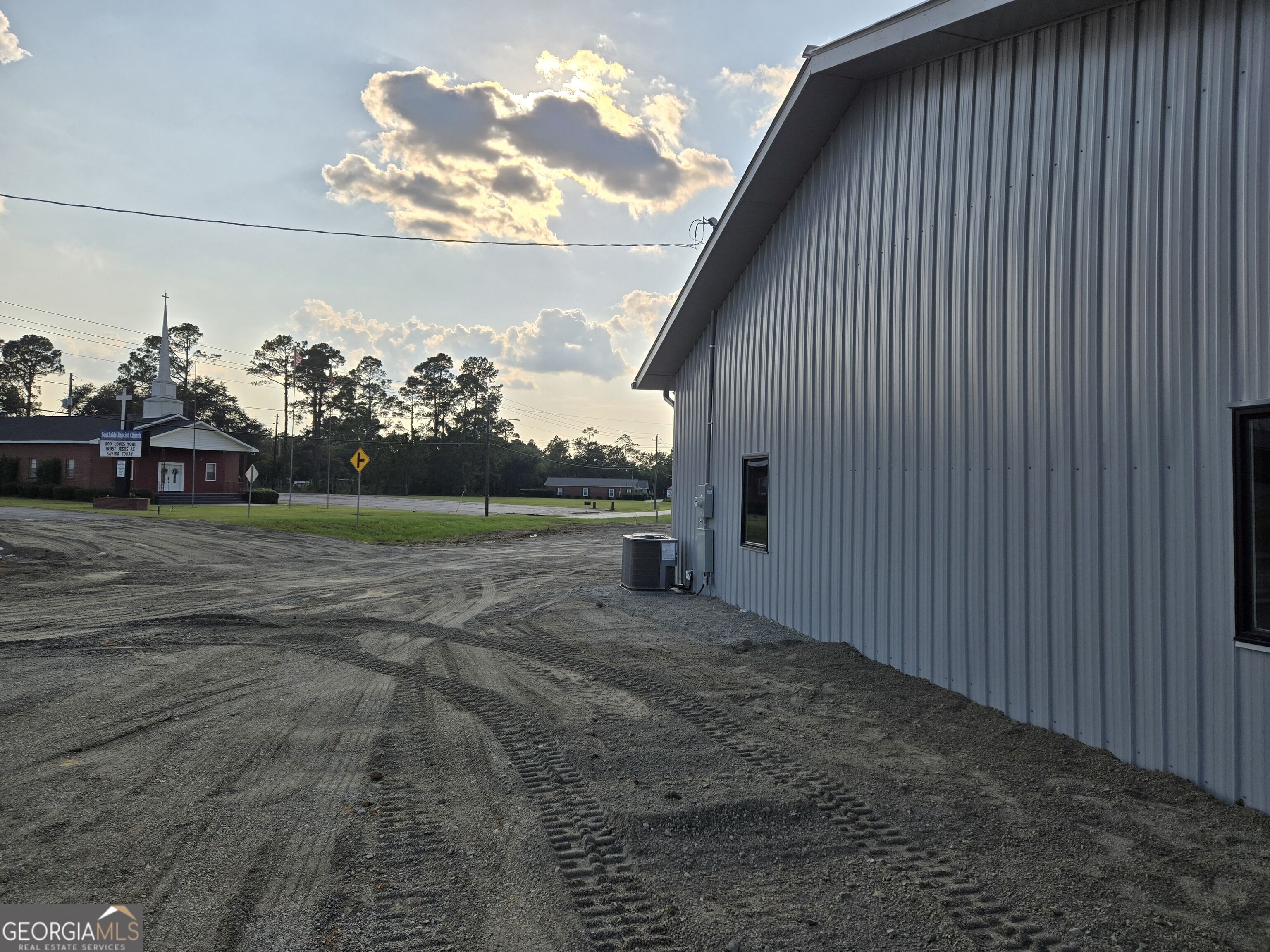 340 Industrial Way Property Photo 16