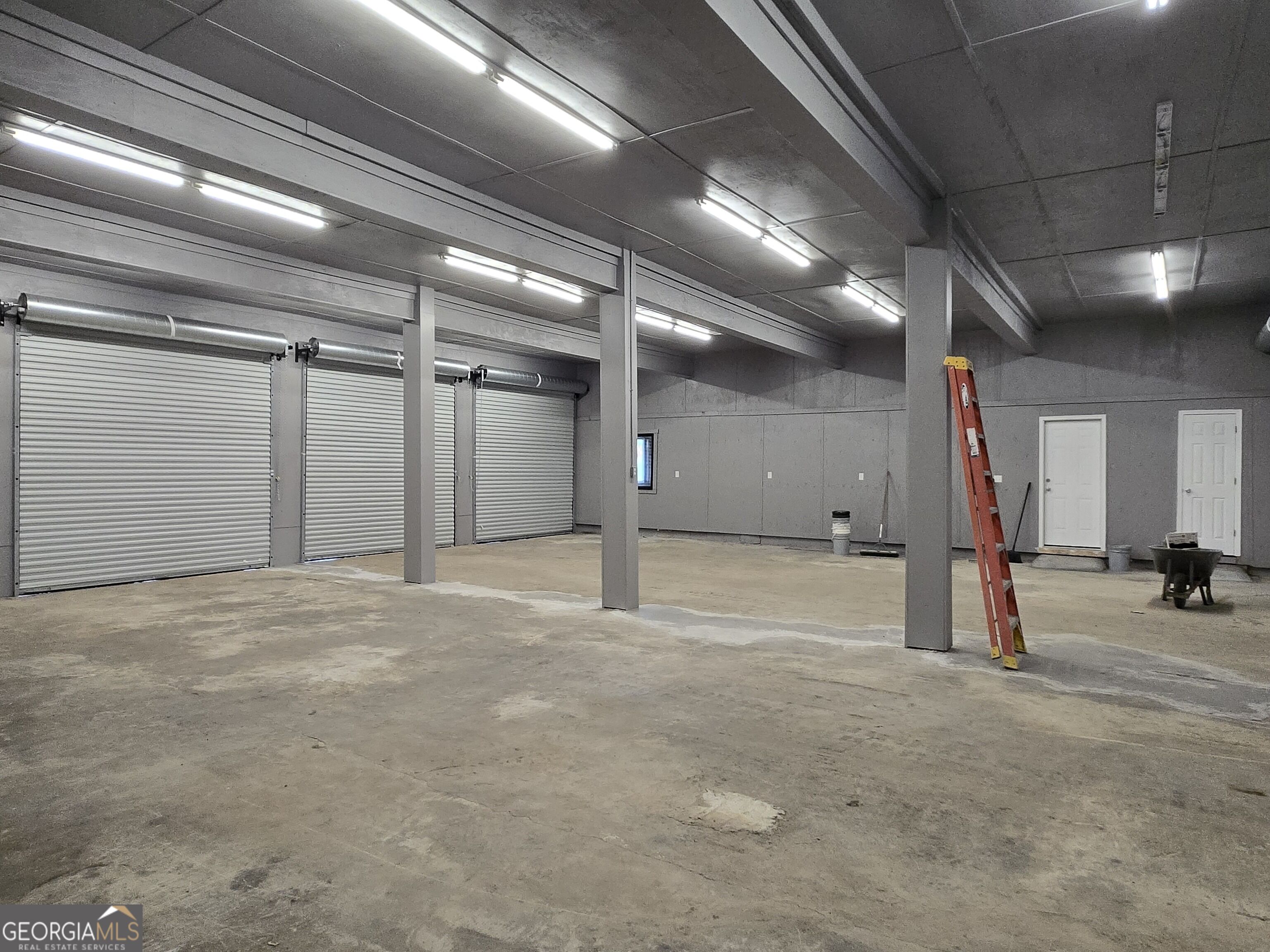 340 Industrial Way Property Photo 34