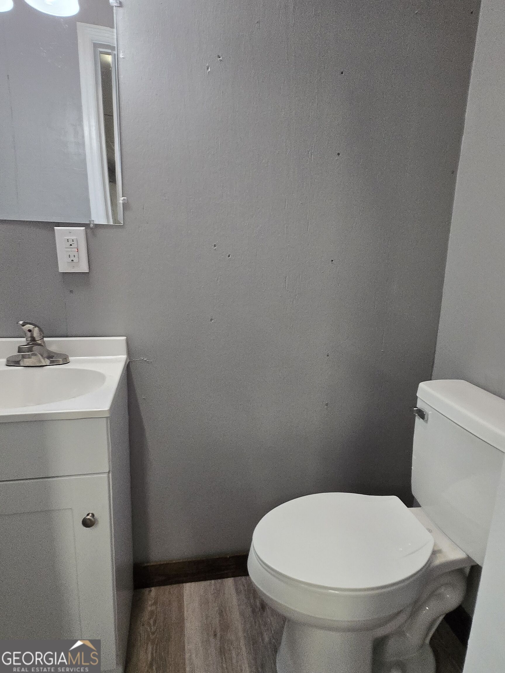 340 Industrial Way Property Photo 37