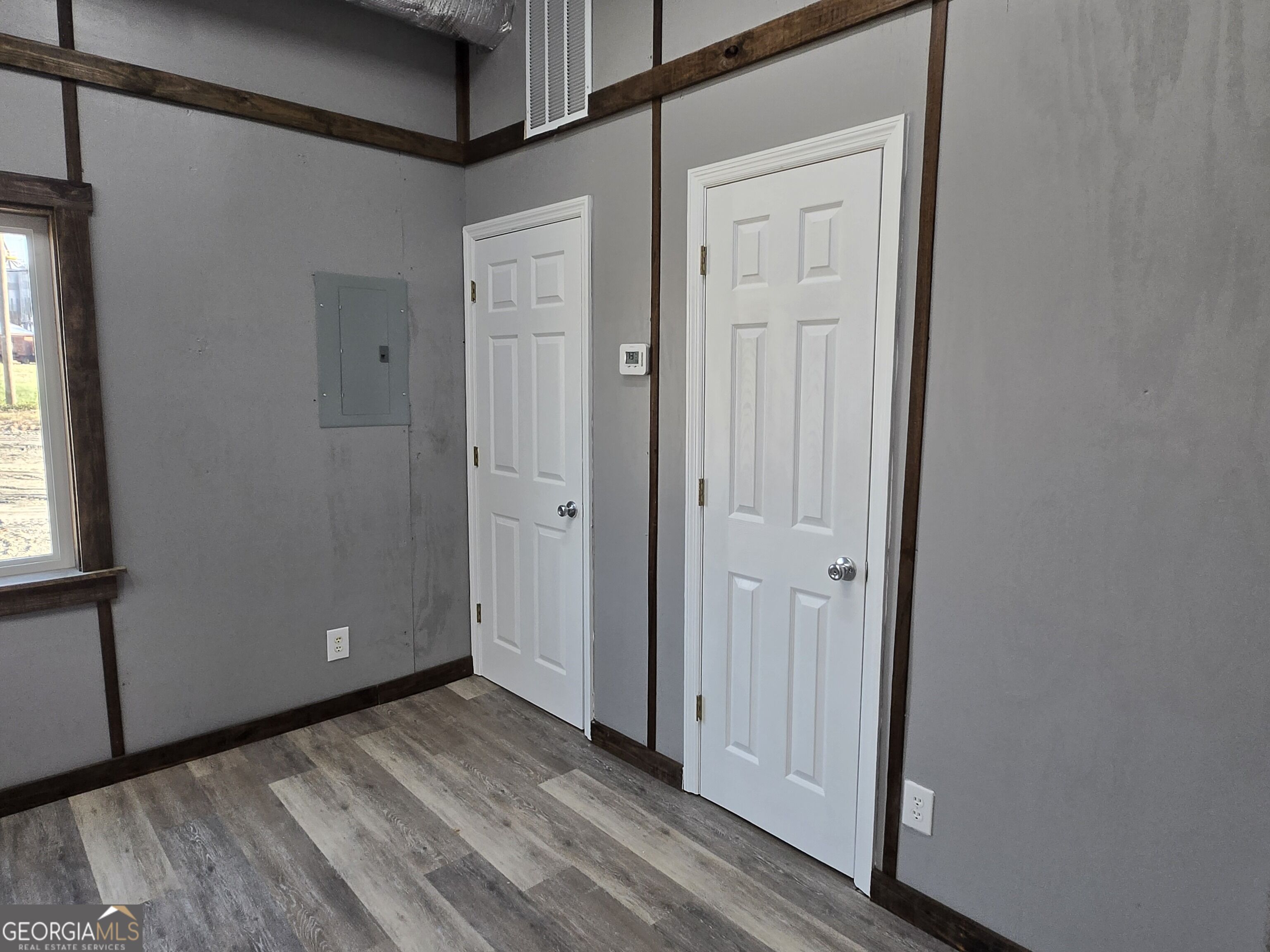 340 Industrial Way Property Photo 49