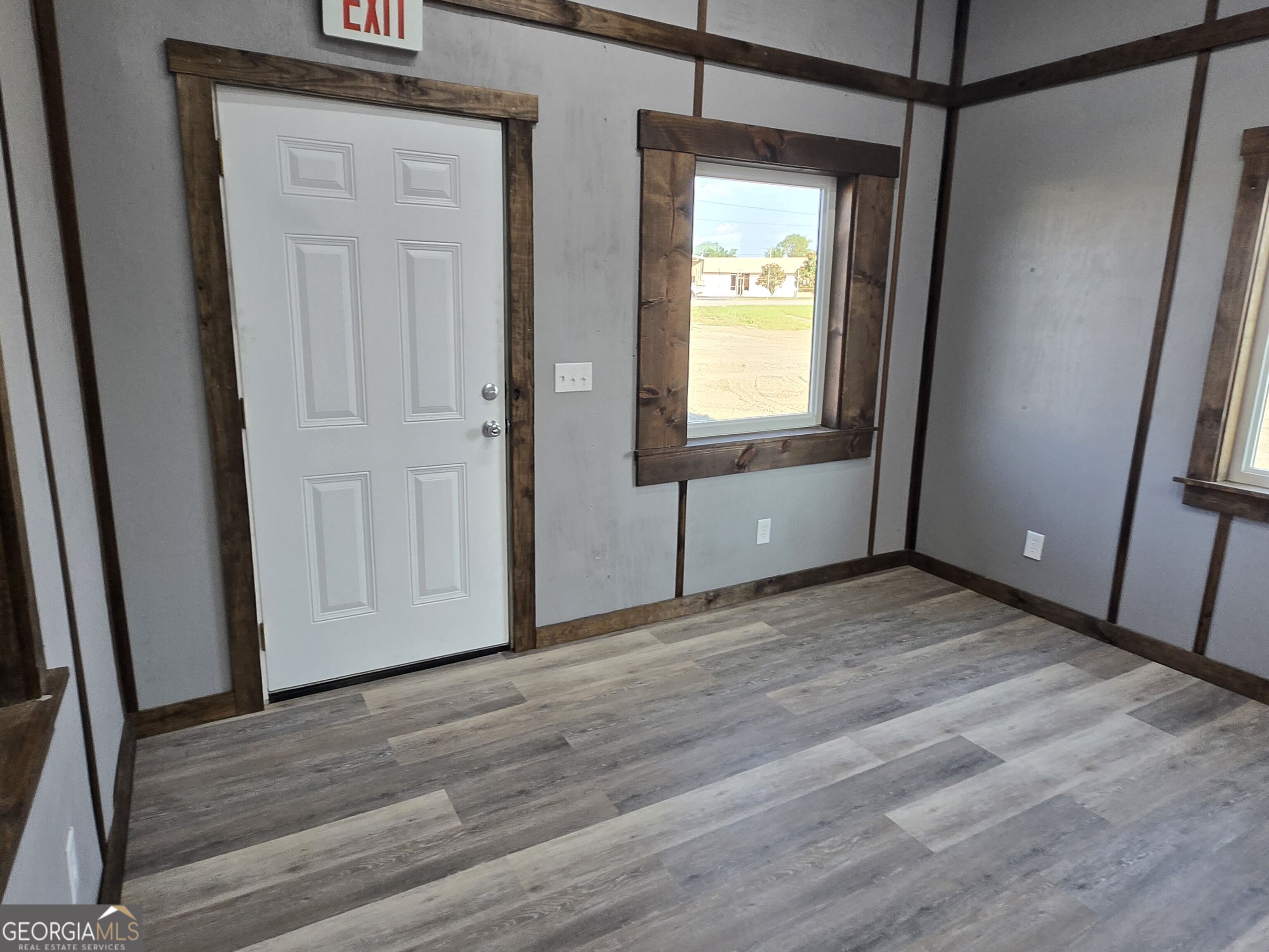340 Industrial Way Property Photo 51