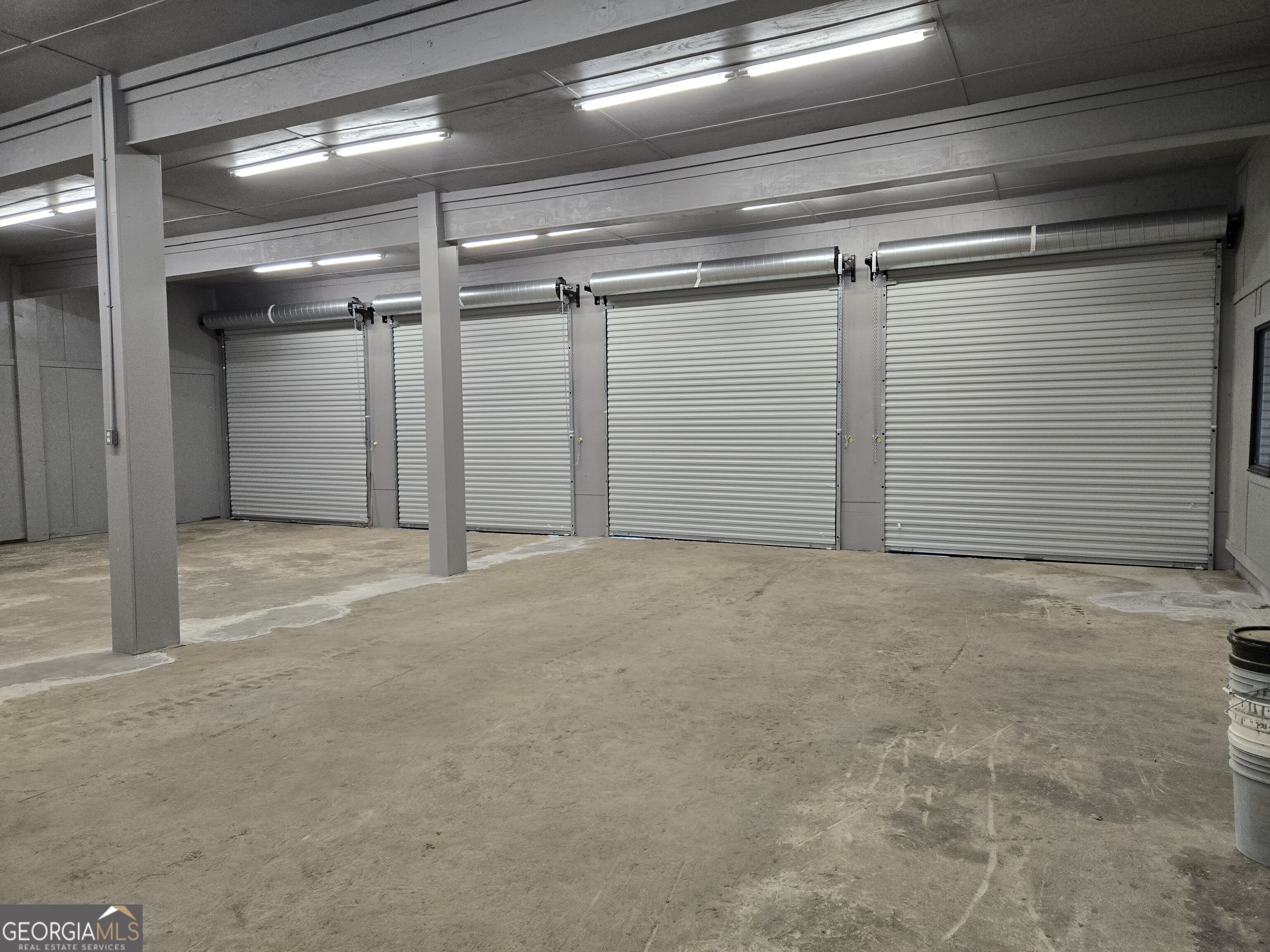 340 Industrial Way Property Photo 54