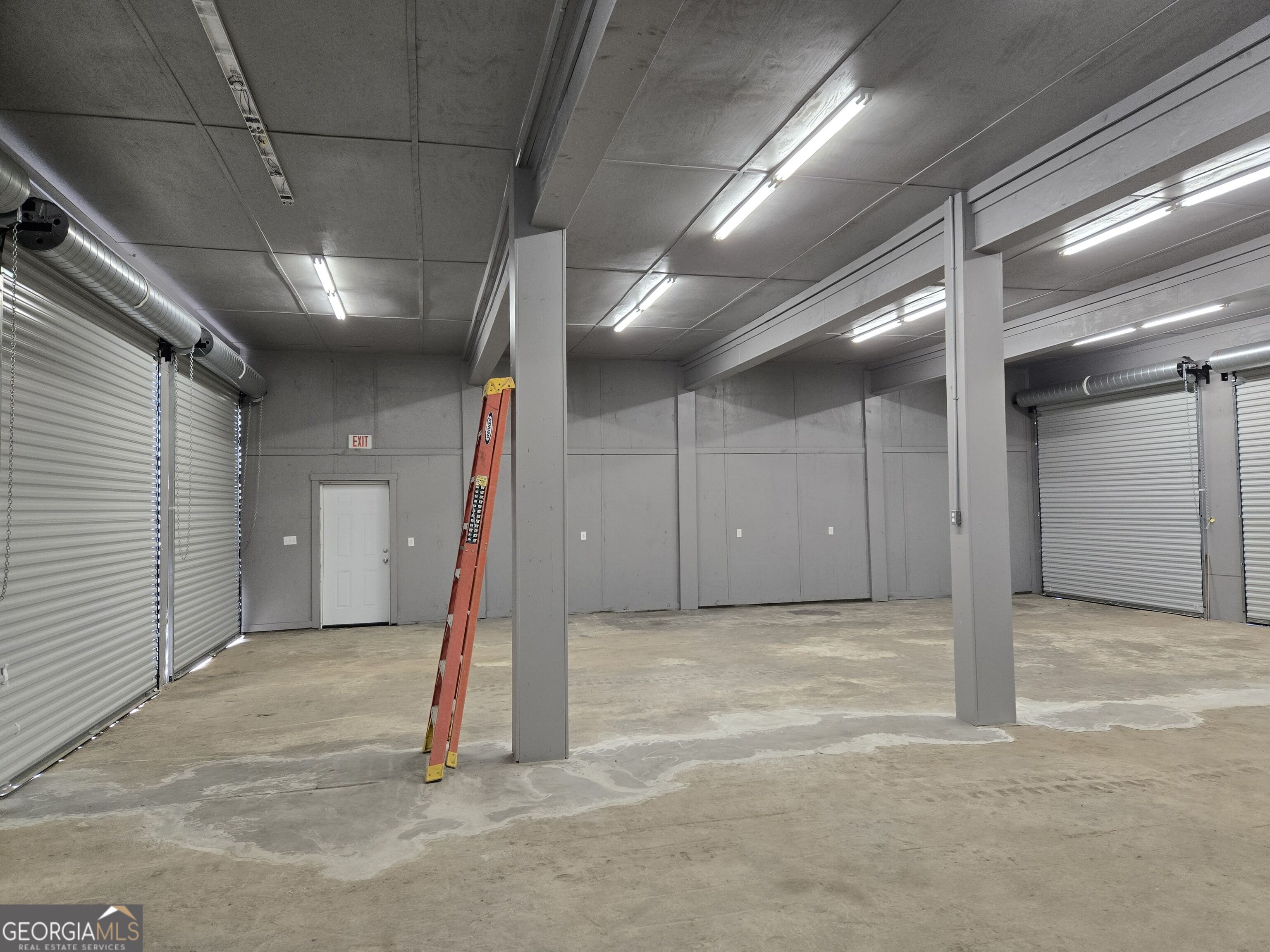 340 Industrial Way Property Photo 55