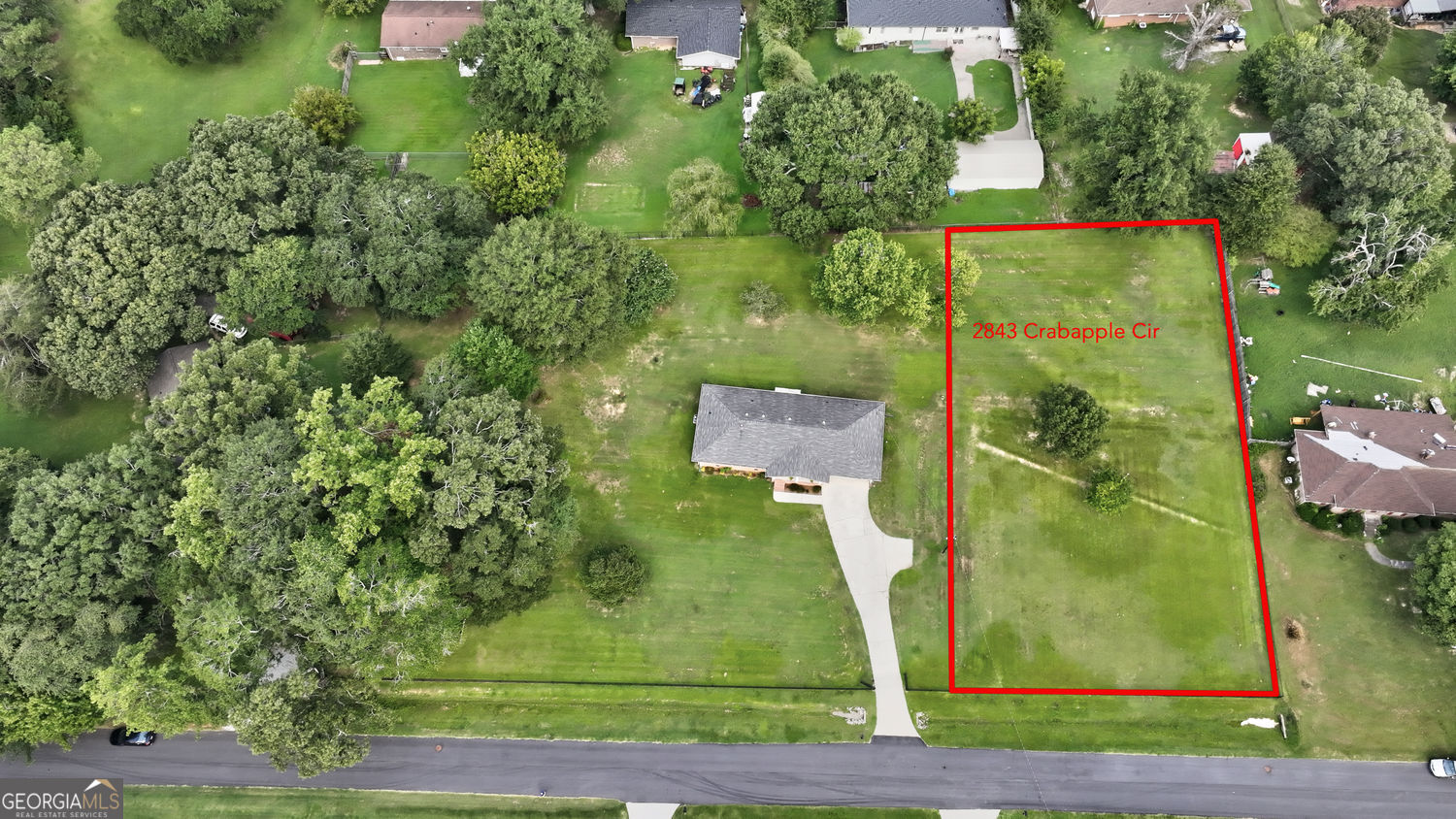 2843 Crabapple Circle Property Photo 2