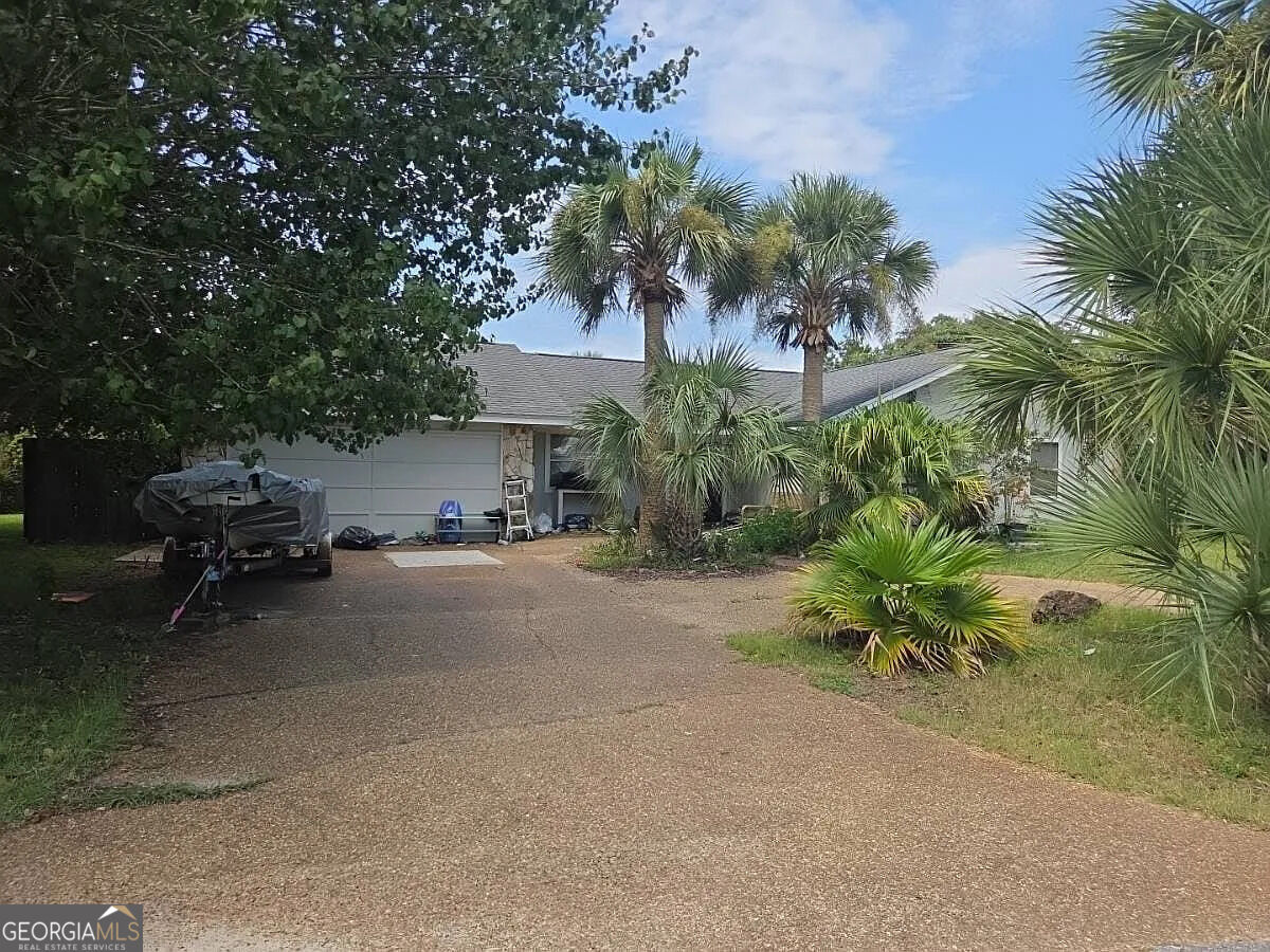 806 White Oak Court