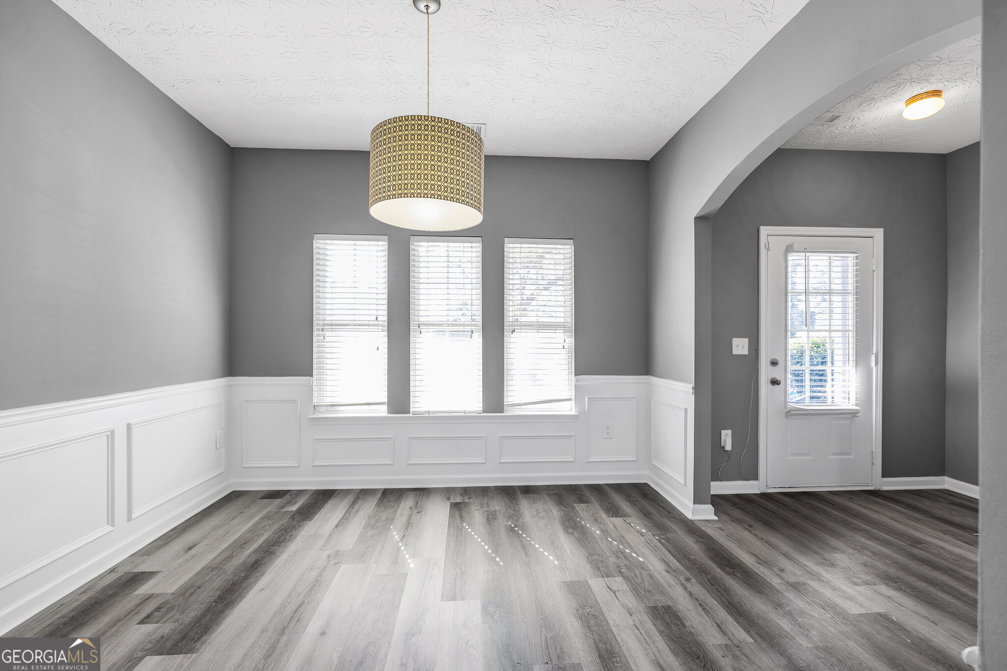 6156 Shoals Loop Property Photo 6